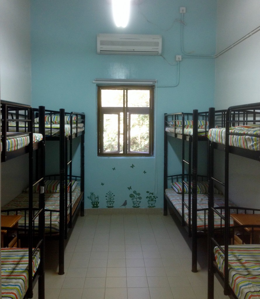 8-bed dorm